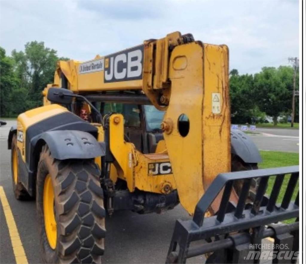 JCB 506-36 Teleskopické manipulátory