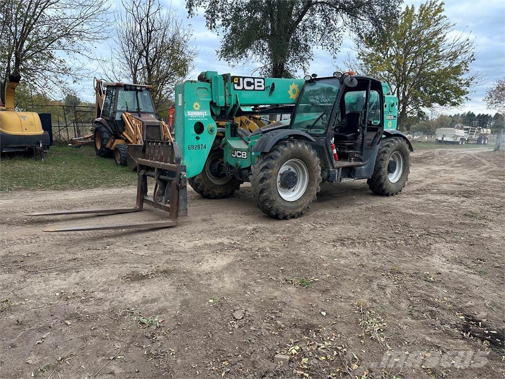 JCB 509-42 Teleskopické manipulátory