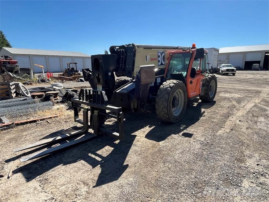 JLG 1255 Teleskopické manipulátory