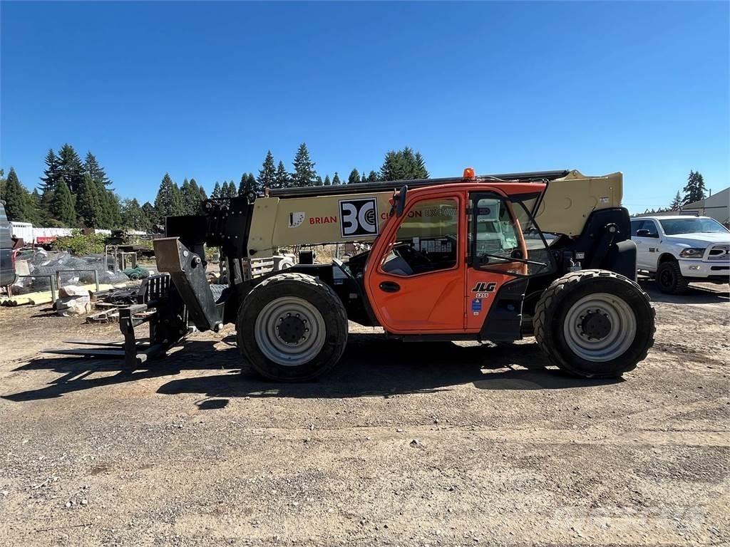 JLG 1255 Teleskopické manipulátory
