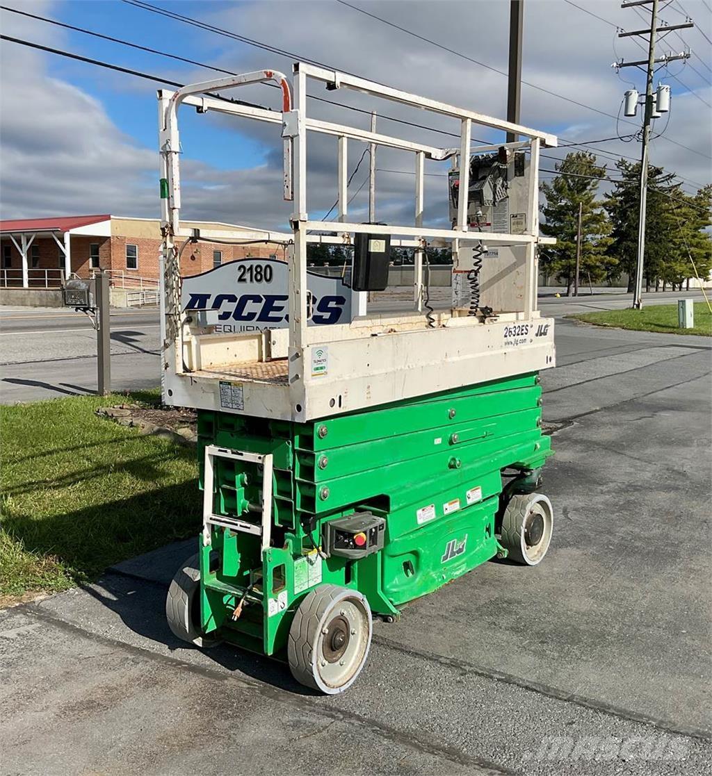 JLG 2632ES Nůžková zvedací plošina