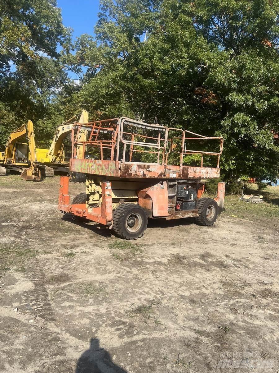 JLG 3394RT Nůžková zvedací plošina