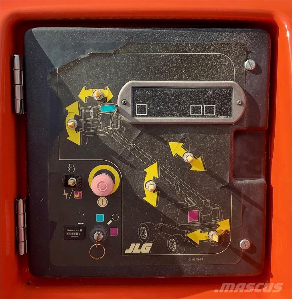 JLG 400S Teleskopické plošiny