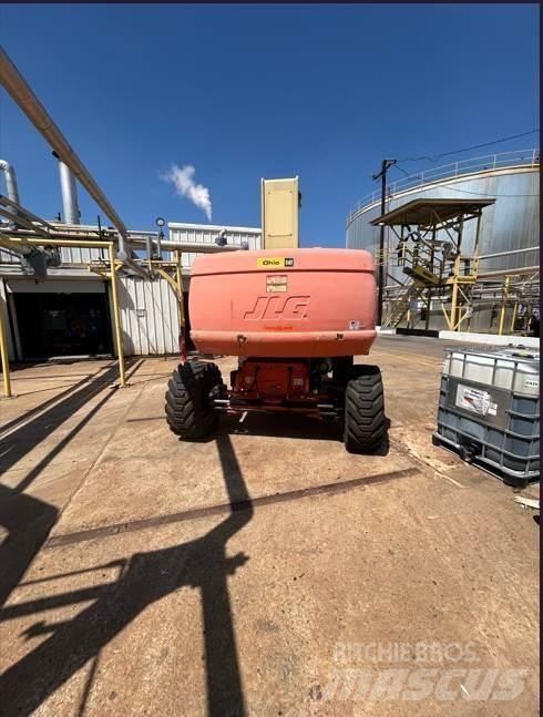 JLG 860SJ Kloubové plošiny