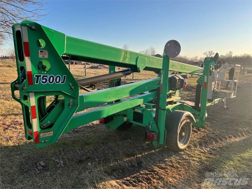 JLG T500J Přívěsové plošiny