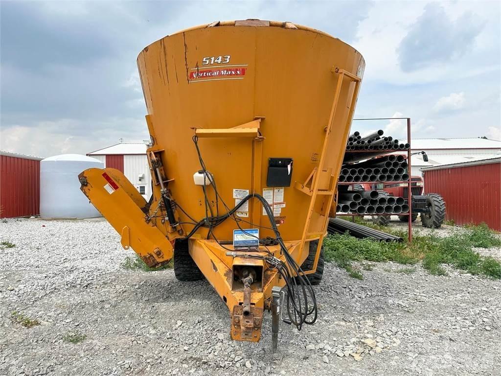 Kuhn 5143 Míchačky krmiva