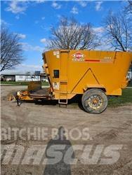 Kuhn 5144 Míchačky krmiva