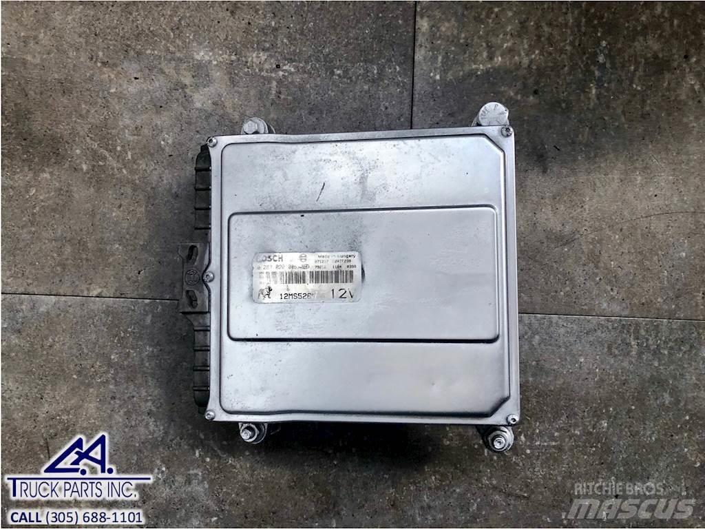Mack E TECK Elektronika