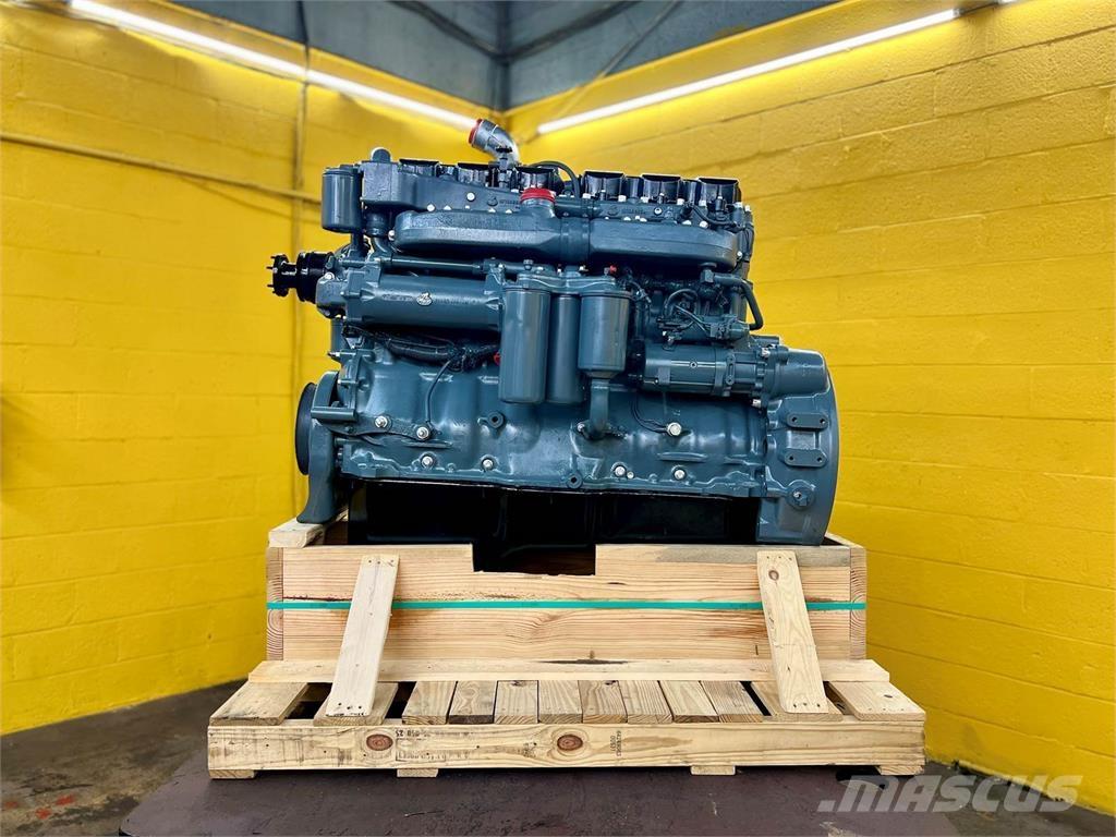 Mack E7 Motory
