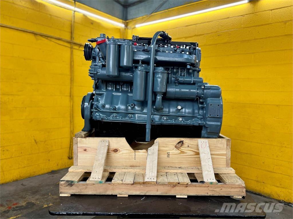 Mack E7 Motory