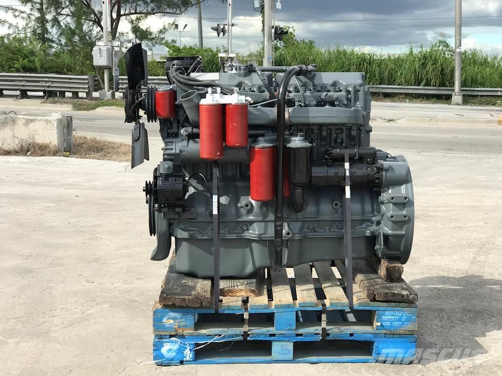 Mack E7-350 Motory