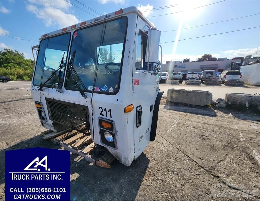Mack LE613 Doprava – ostatní