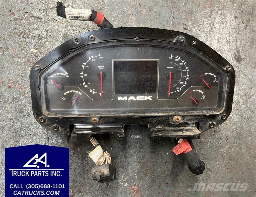 Mack LE613 Doprava – ostatní