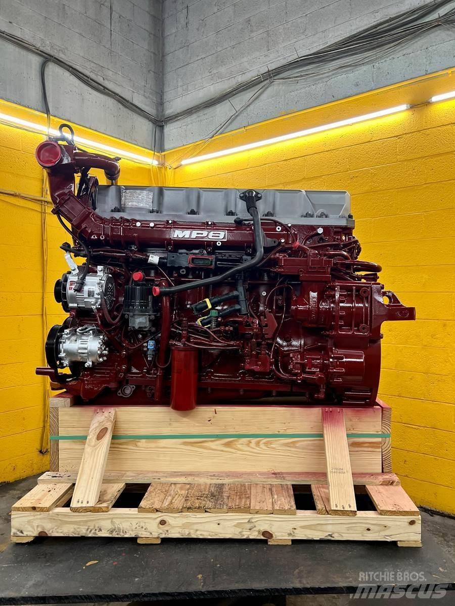 Mack MP8 Motory