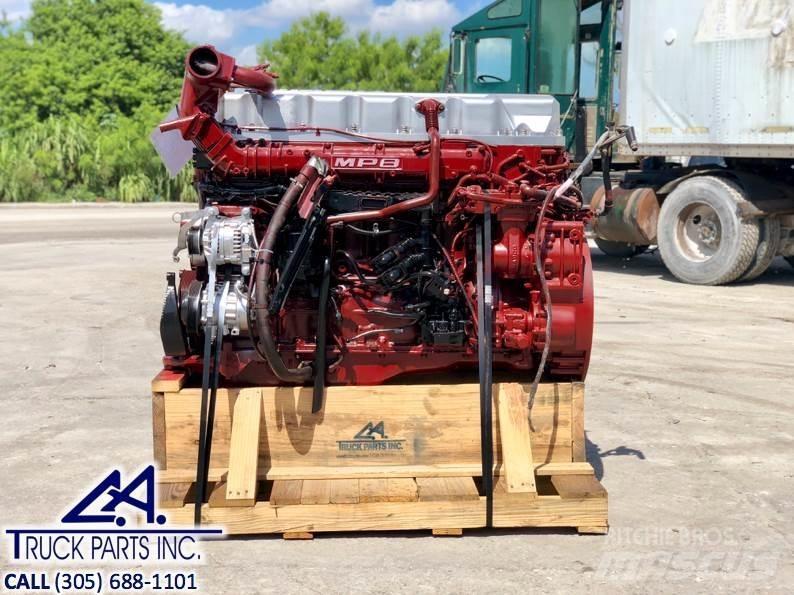 Mack MP8 Motory