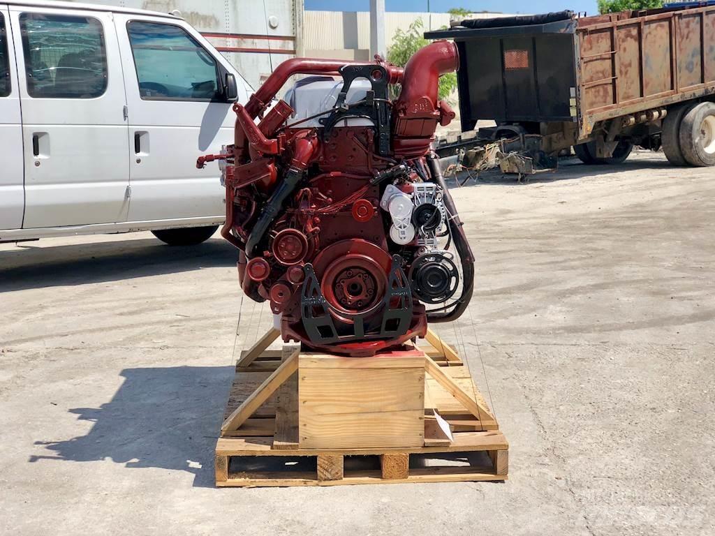Mack MP8 Motory