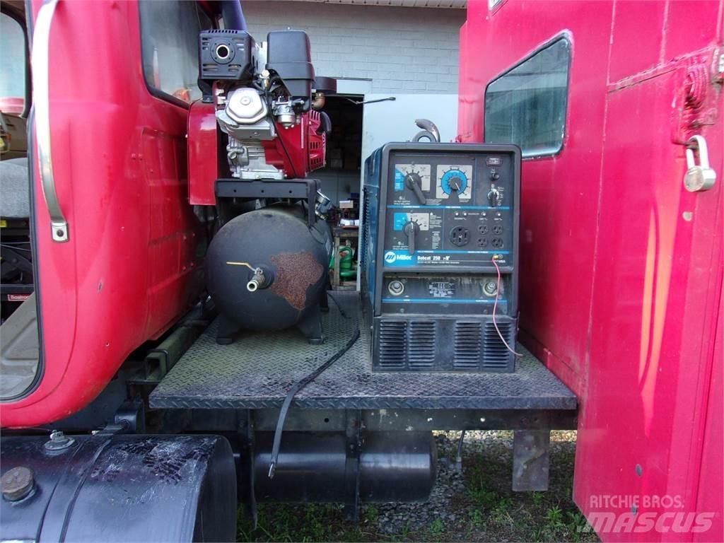 Mack Other Komunální / Multi-užitková vozidla
