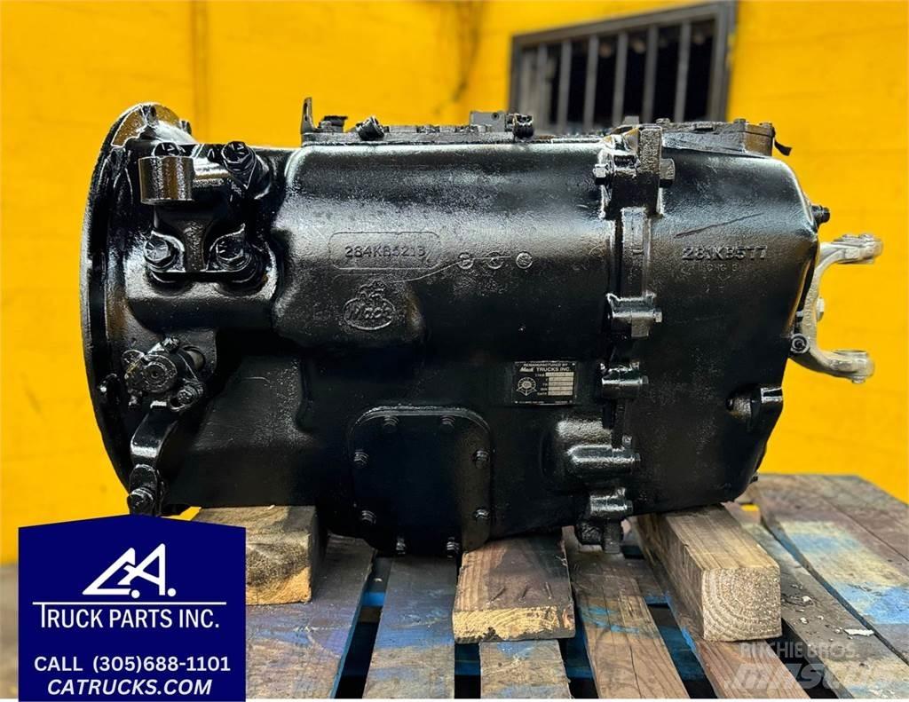 Mack T2100 Převodovky