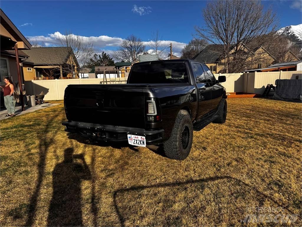 RAM 1500 Pick up/Valník