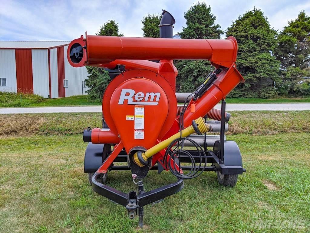 REM 2700 Zařízení na čištění zrna