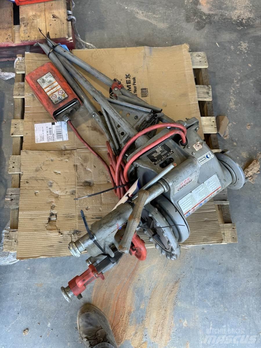  Ridgid 300 Ohýbačky trubek