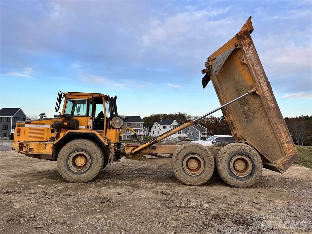 Volvo A30C Kloubové dempry