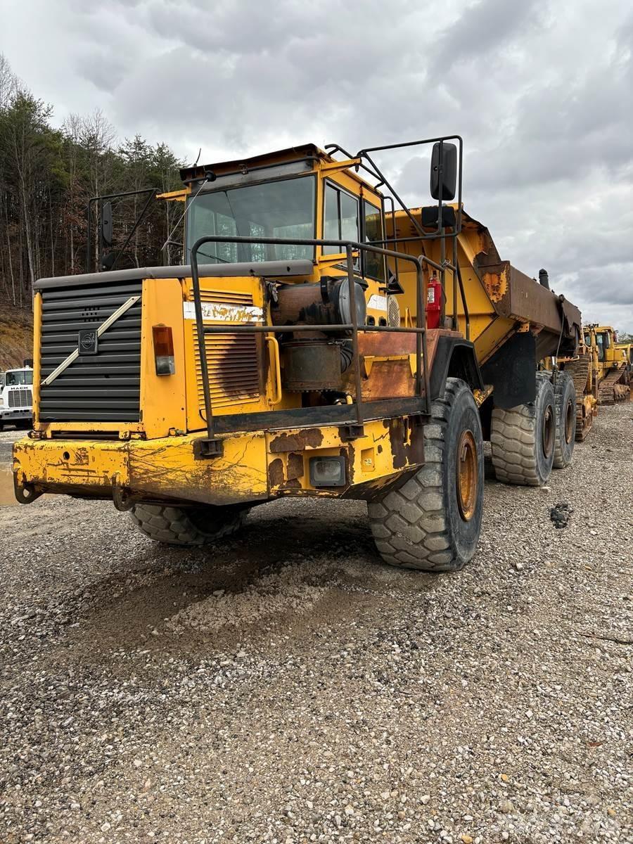 Volvo A35C Kloubové dempry