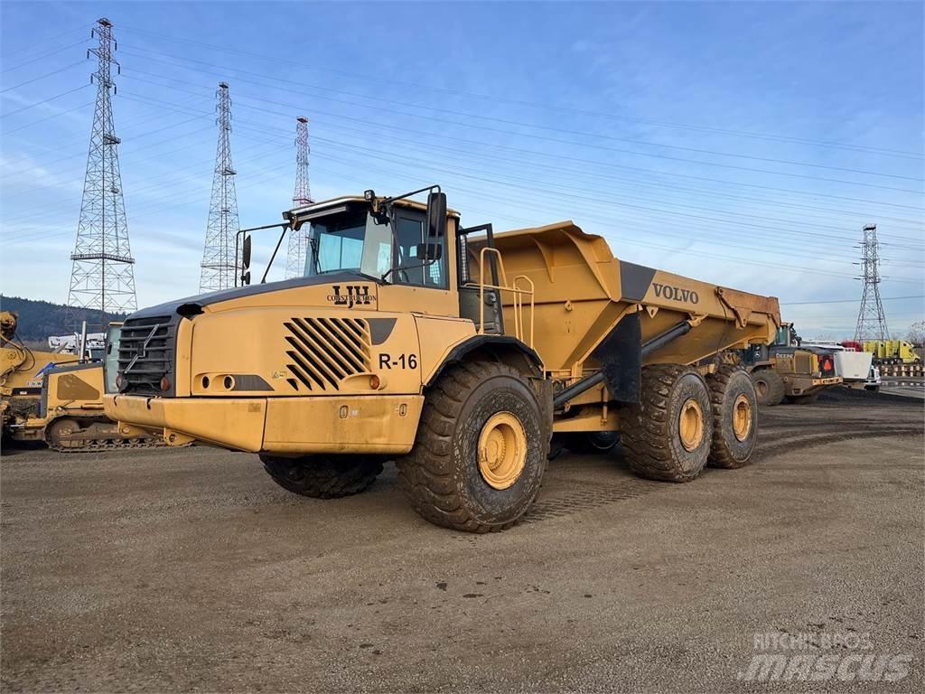 Volvo A40D Sklápěče