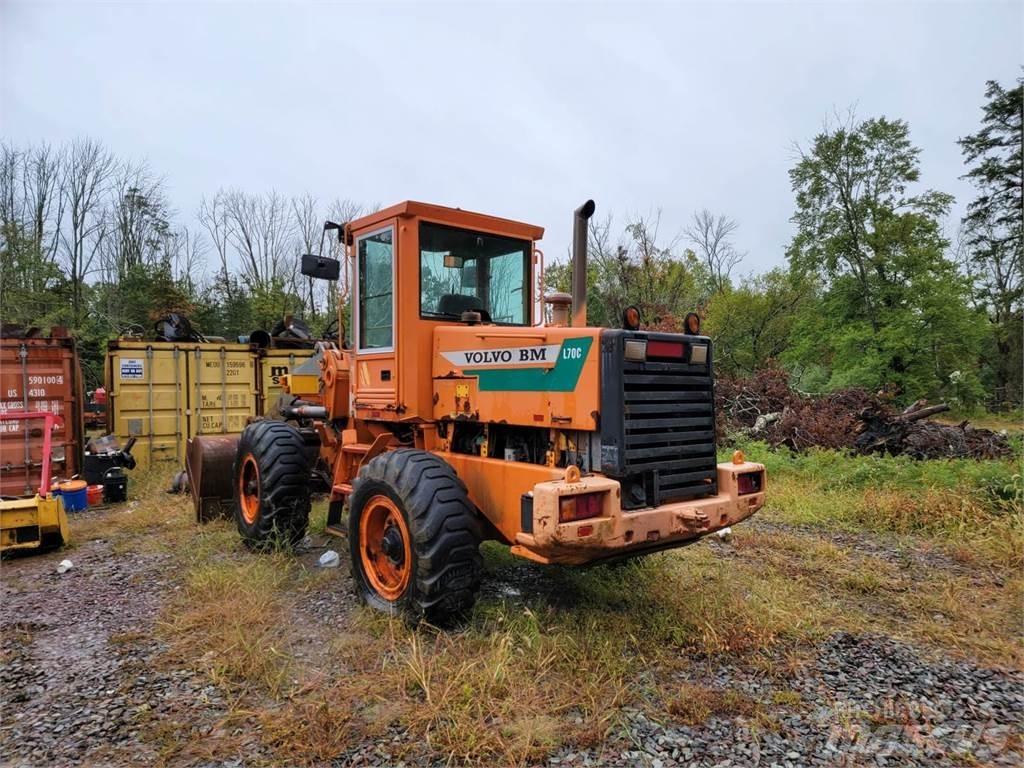 Volvo L70C Kolové nakladače