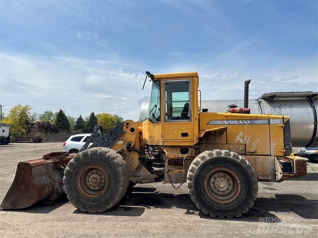 Volvo L70D Kolové nakladače