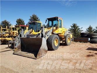 Volvo L90E Kolové nakladače