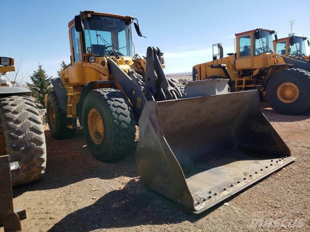 Volvo L90E Kolové nakladače