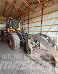 Volvo L90G Kolové nakladače