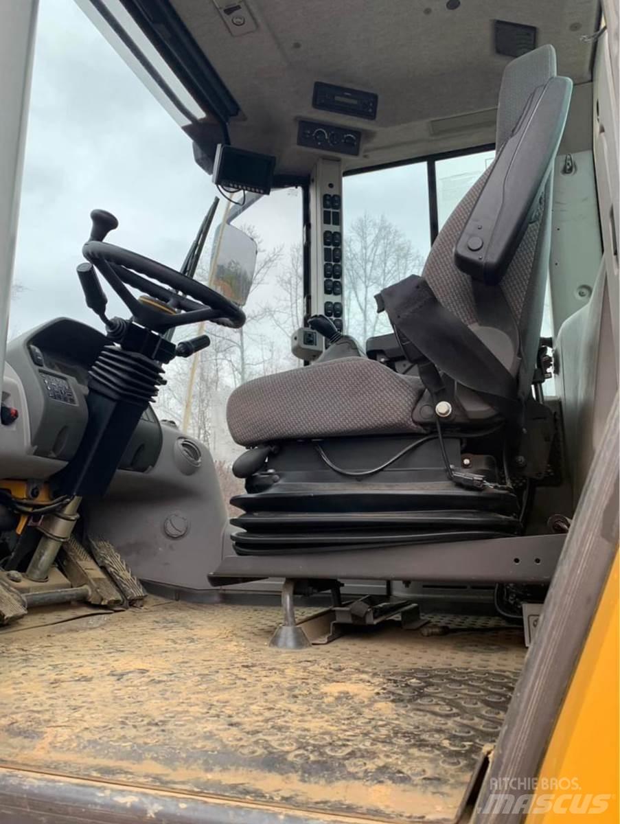 Volvo L90H Kolové nakladače