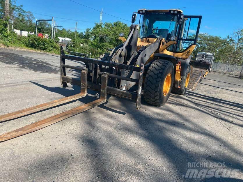 Volvo L90H Kolové nakladače