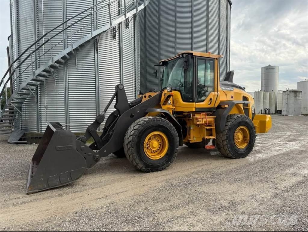 Volvo L90H Kolové nakladače