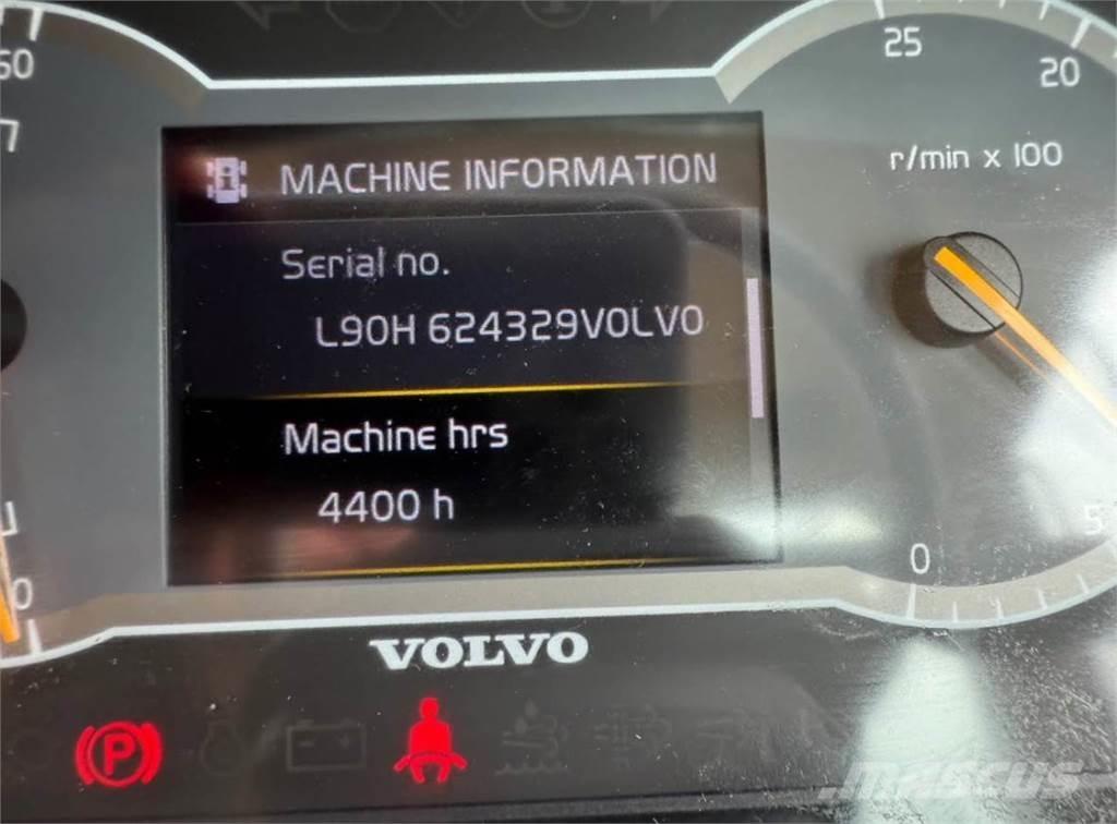Volvo L90H Kolové nakladače