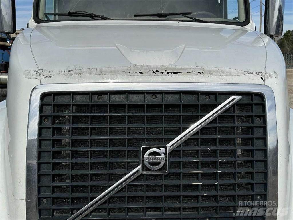 Volvo VNL Doprava – ostatní