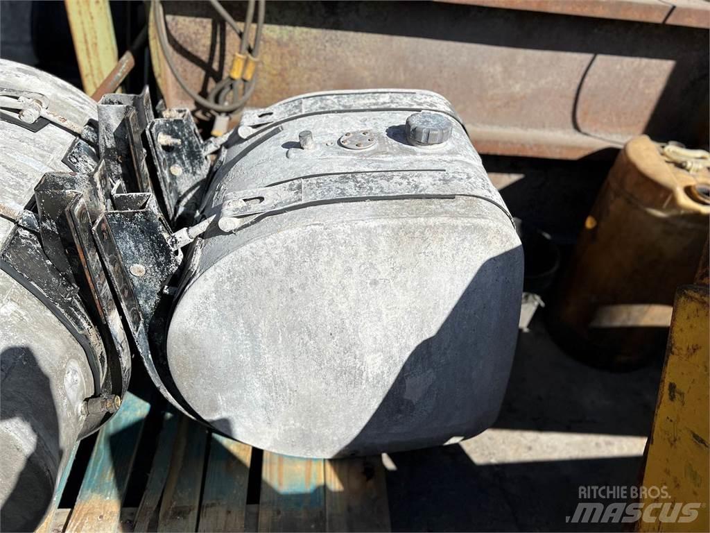 Volvo VNM Cisternové vozy