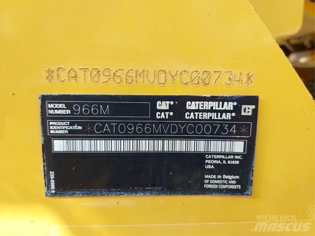 CAT 966M Kolové nakladače