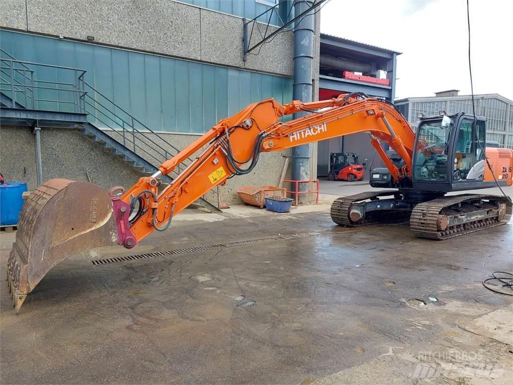 Hitachi ZX 210LC Pásová rýpadla