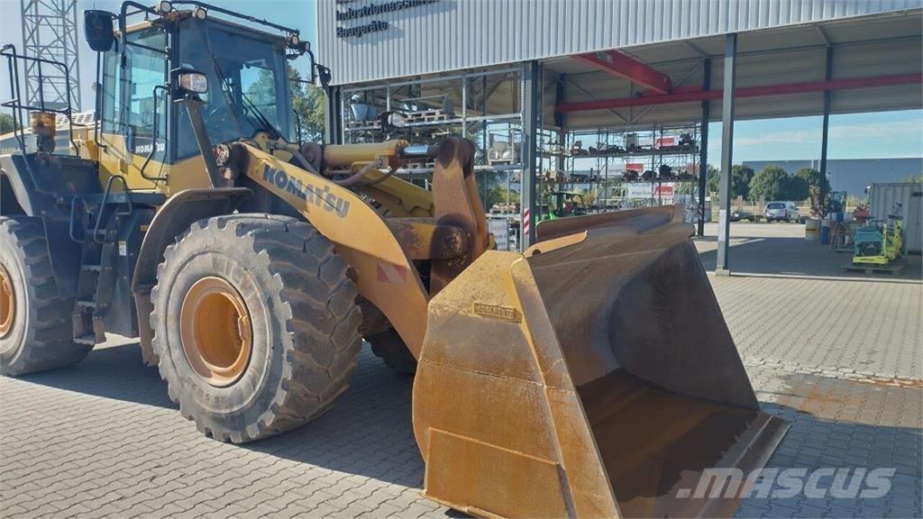 Komatsu WA 470-8 Kolové nakladače