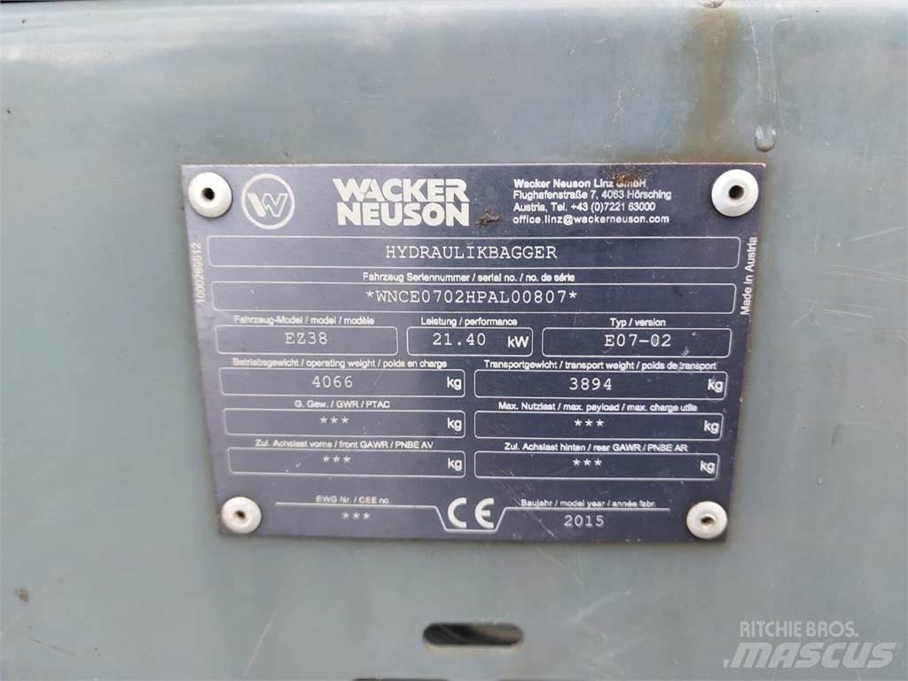 Wacker Neuson EZ38 Pásová rýpadla