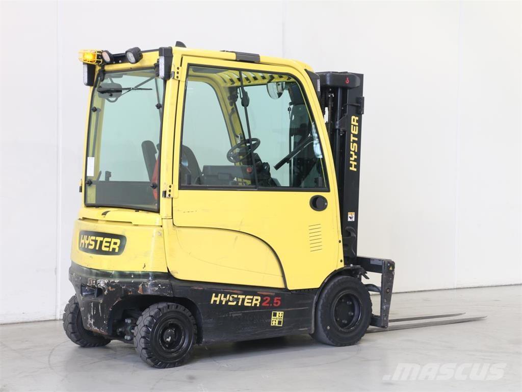 Hyster J2.5XN Akumulátorové vozíky