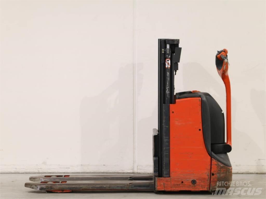 Linde D06/1160 Ručně vedené vysokozdvižné vozíky