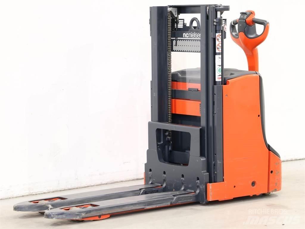 Linde D08/1160 Ručně vedené vysokozdvižné vozíky