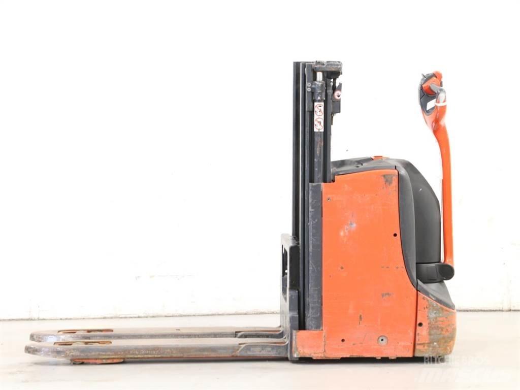 Linde D08/1160-00 Ručně vedené vysokozdvižné vozíky