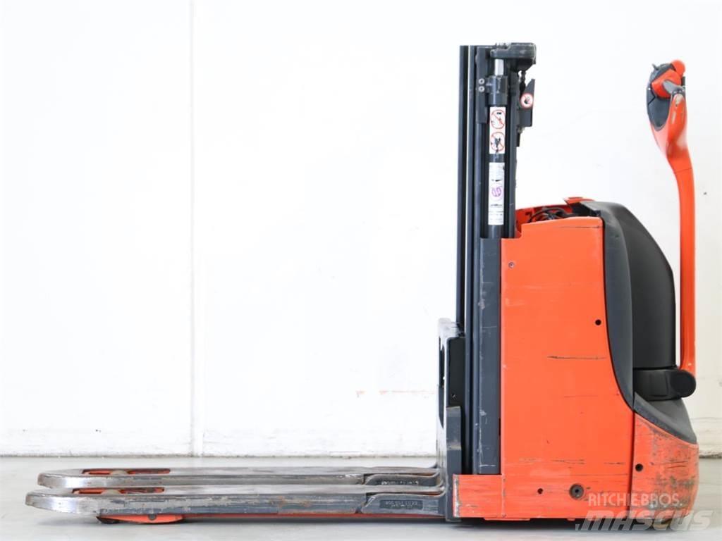 Linde D08/1160-01 Ručně vedené vysokozdvižné vozíky