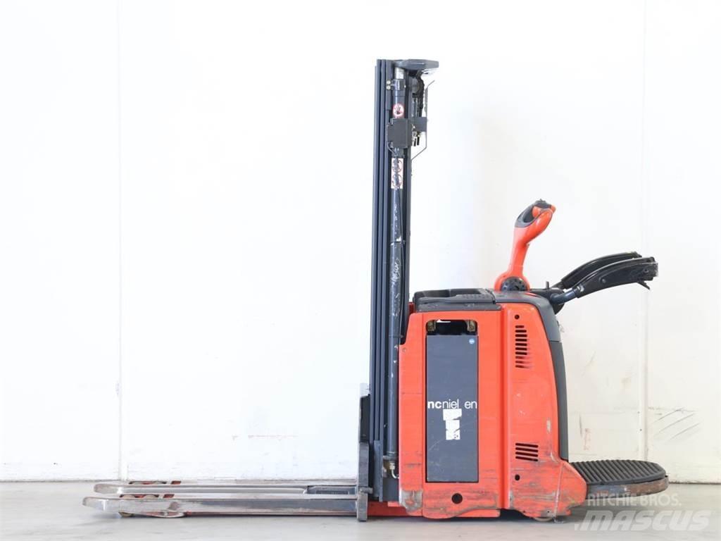 Linde D12AP/133 Ručně vedené vysokozdvižné vozíky