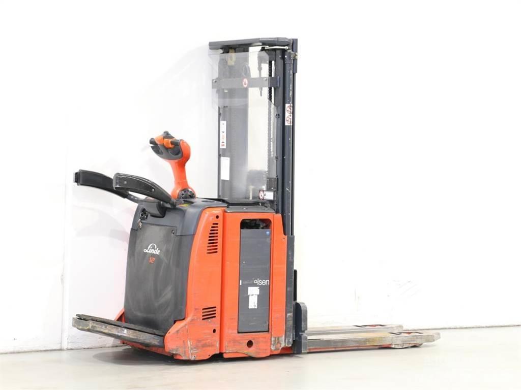 Linde D12AP/133 Ručně vedené vysokozdvižné vozíky